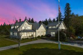 2 Beautiful water view units in one for families